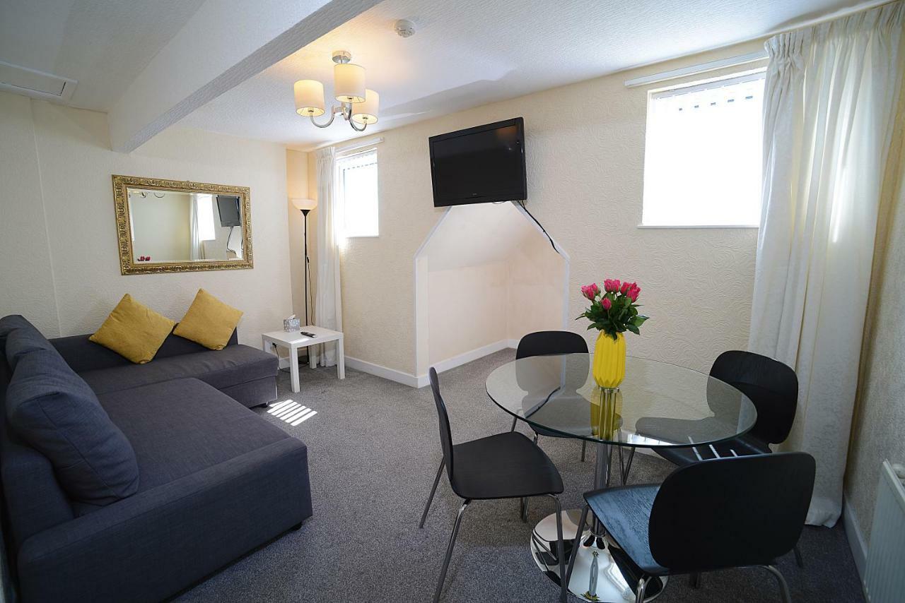 Twelve Apartments Blackpool Eksteriør bilde